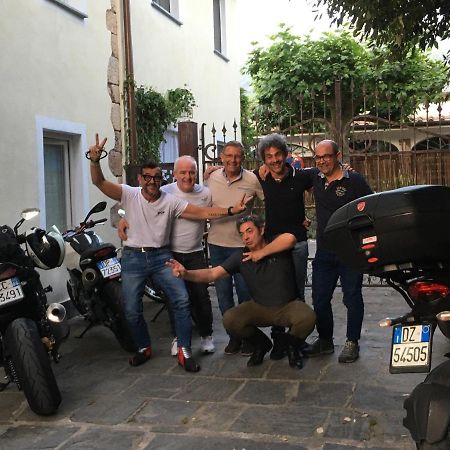 Il Nido Nel Borgo Casa Vacanze Camaiore Exterior photo